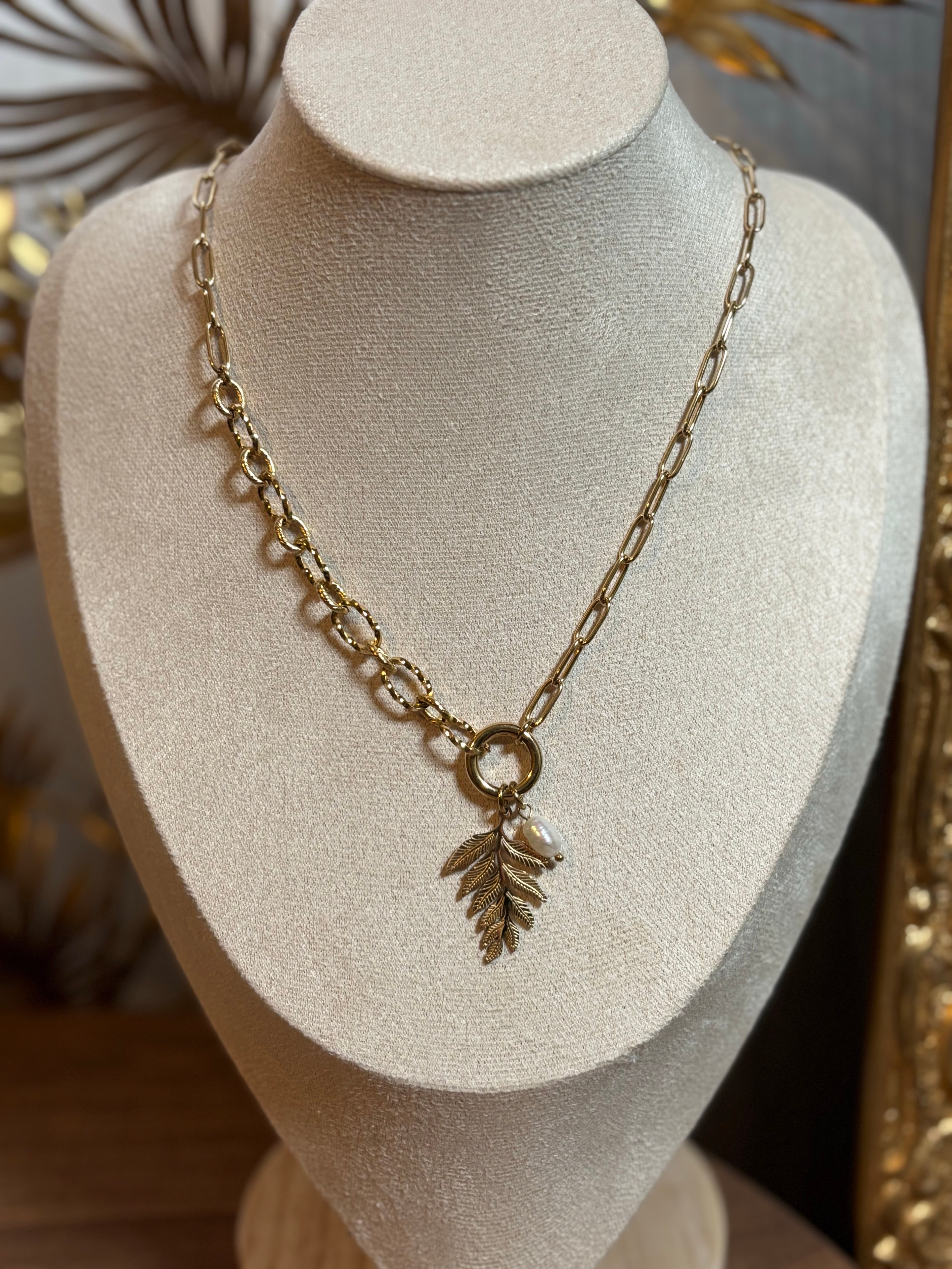 Collier Flora